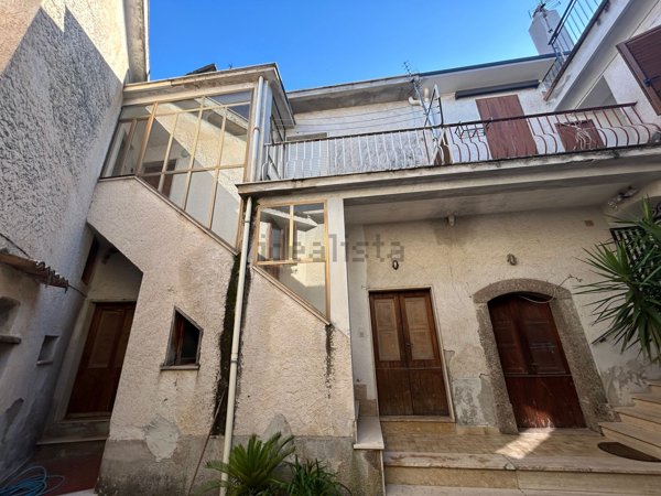 appartamento in vendita a Calvanico