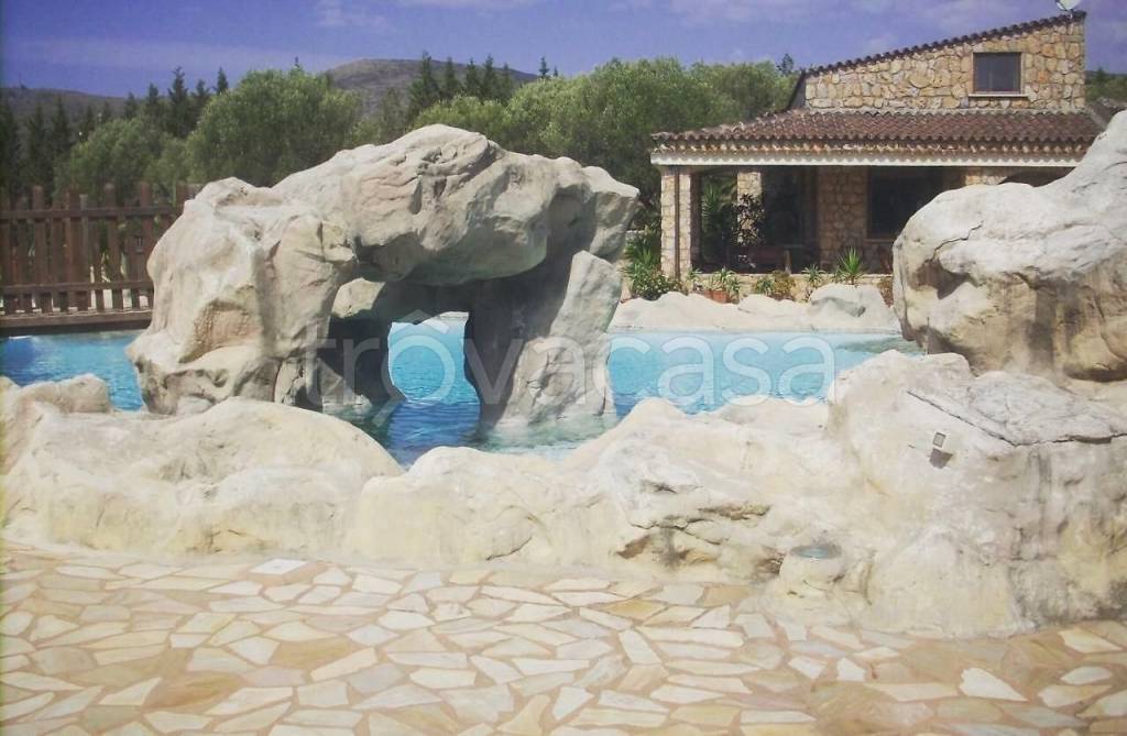 villa in vendita a Camerota in zona Marina di Camerota