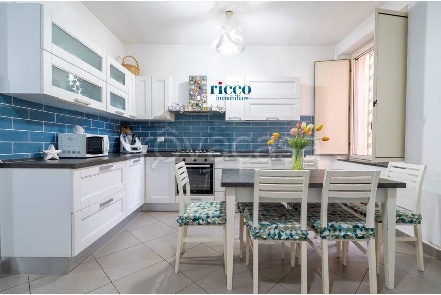 appartamento in vendita a Camerota in zona Marina di Camerota