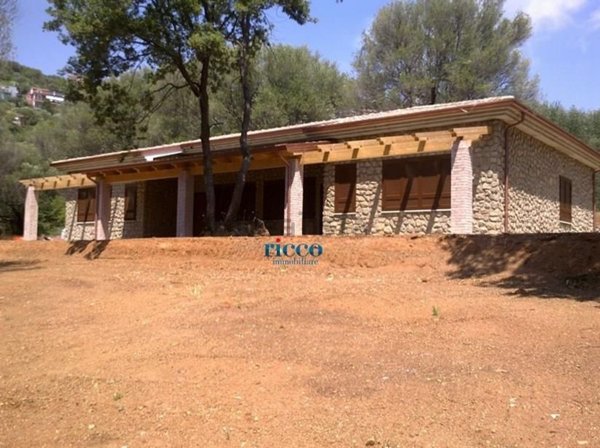 casa indipendente in vendita a Camerota in zona Marina di Camerota