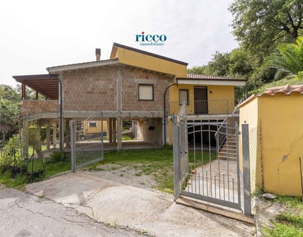 casa indipendente in vendita a Camerota in zona Licusati