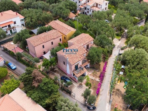 appartamento in vendita a Camerota in zona Marina di Camerota