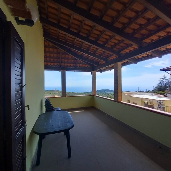 appartamento in vendita a Camerota in zona Marina di Camerota