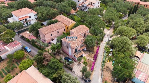 appartamento in vendita a Camerota in zona Marina di Camerota