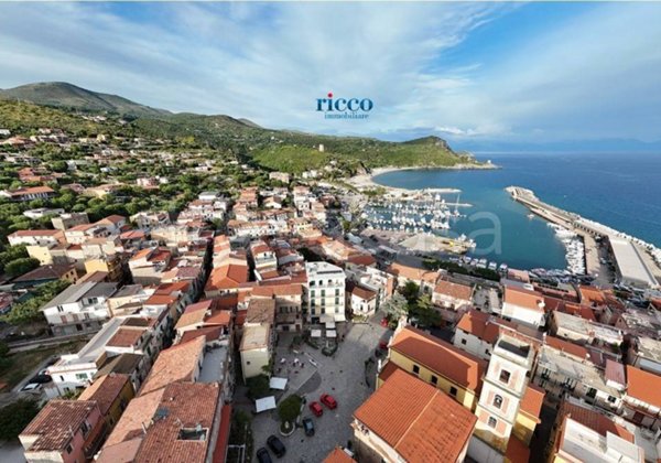 appartamento in vendita a Camerota in zona Marina di Camerota