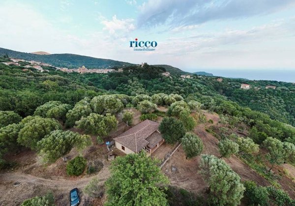 casa indipendente in vendita a Camerota in zona Marina di Camerota