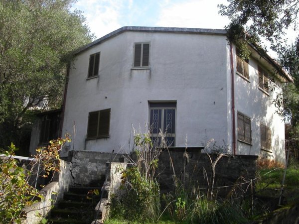 casa indipendente in vendita a Camerota in zona Marina di Camerota
