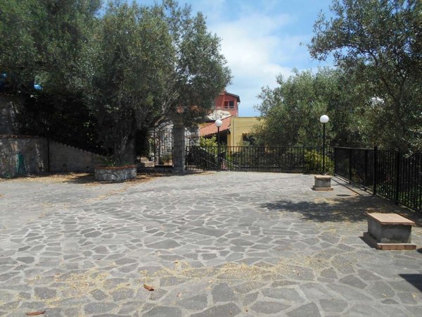 appartamento in vendita a Camerota in zona Marina di Camerota