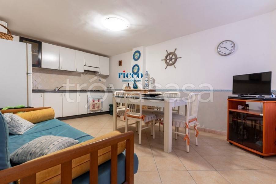 casa indipendente in vendita a Camerota in zona Marina di Camerota
