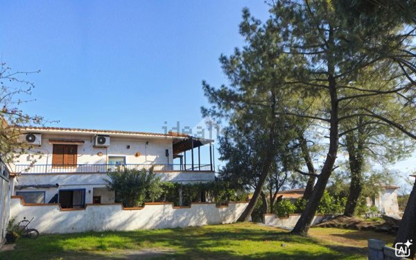 appartamento in vendita a Camerota in zona Marina di Camerota