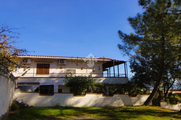 casa indipendente in vendita a Camerota in zona Marina di Camerota