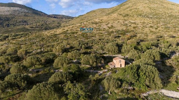 appartamento in vendita a Camerota in zona Marina di Camerota