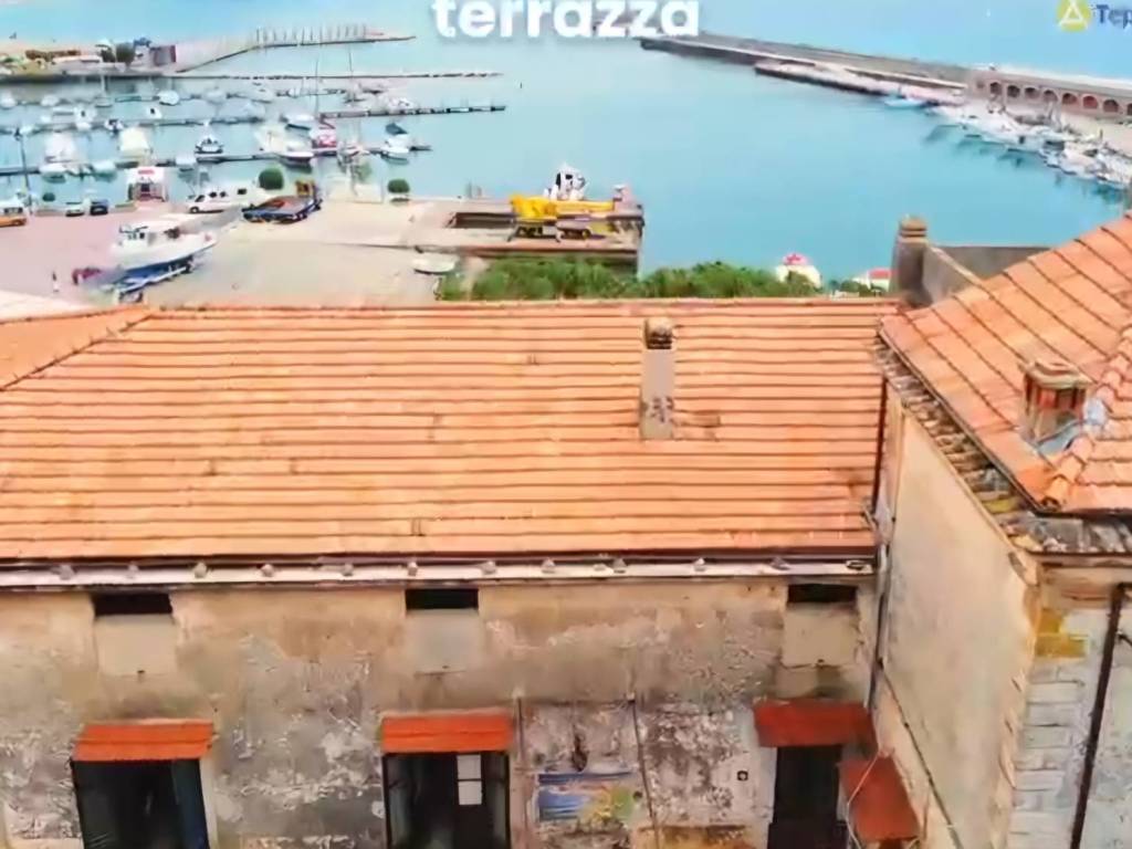 appartamento in vendita a Camerota in zona Marina di Camerota