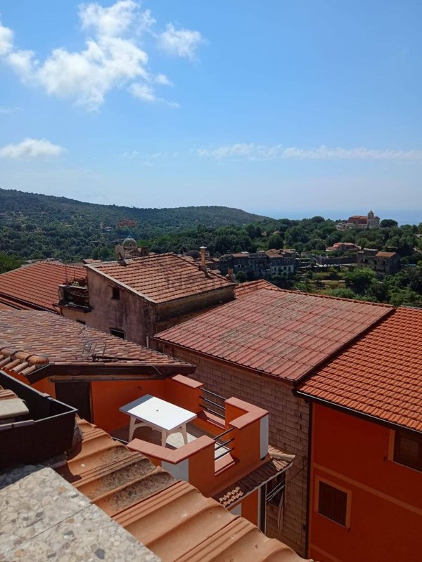 appartamento in vendita a Camerota in zona Marina di Camerota