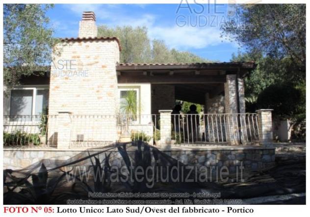 casa indipendente in vendita a Camerota in zona Marina di Camerota