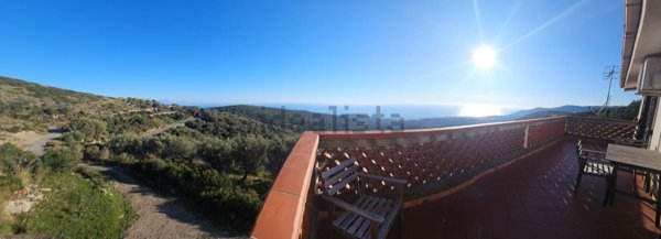 casa indipendente in vendita a Camerota in zona Lentiscosa