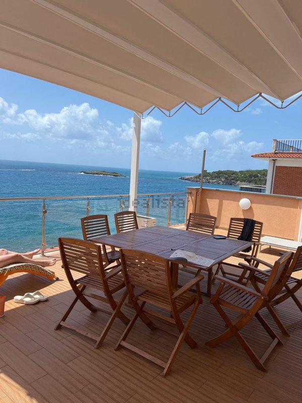 appartamento in vendita a Camerota in zona Marina di Camerota