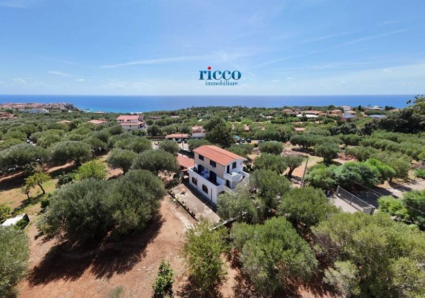 appartamento in vendita a Camerota in zona Marina di Camerota