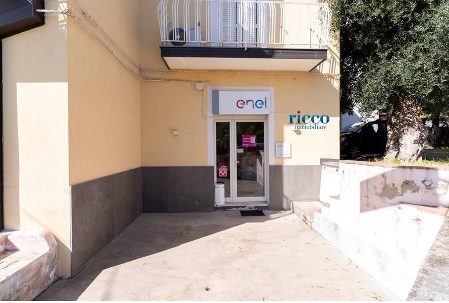 negozio in vendita a Camerota in zona Marina di Camerota