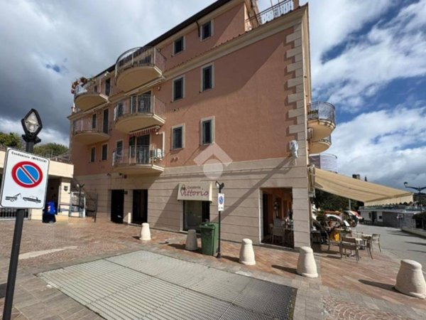 appartamento in vendita a Camerota in zona Marina di Camerota
