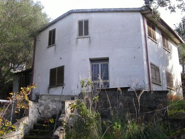 casa indipendente in vendita a Camerota in zona Marina di Camerota
