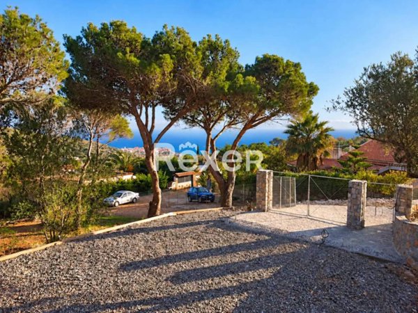 casa indipendente in vendita a Camerota in zona Marina di Camerota