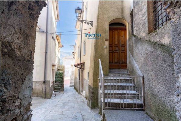 casa indipendente in vendita a Camerota in zona Licusati