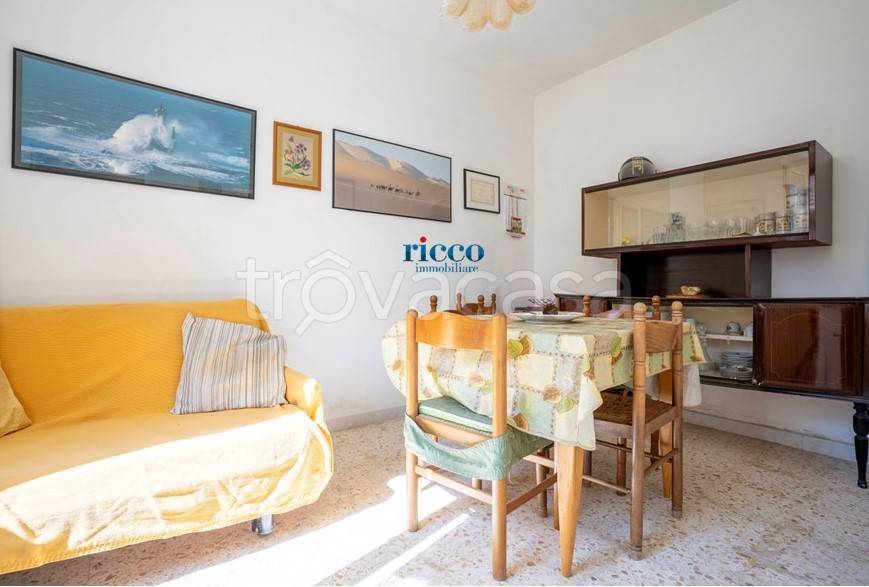 appartamento in vendita a Camerota in zona Lentiscosa