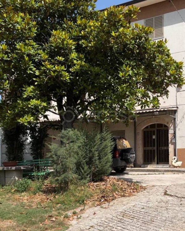 casa indipendente in vendita a Campagna