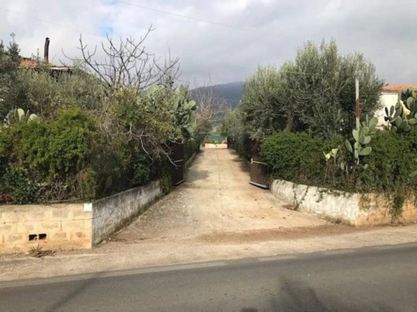 casa indipendente in vendita a Campagna