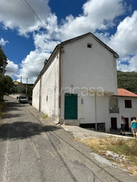 casa indipendente in vendita a Campagna