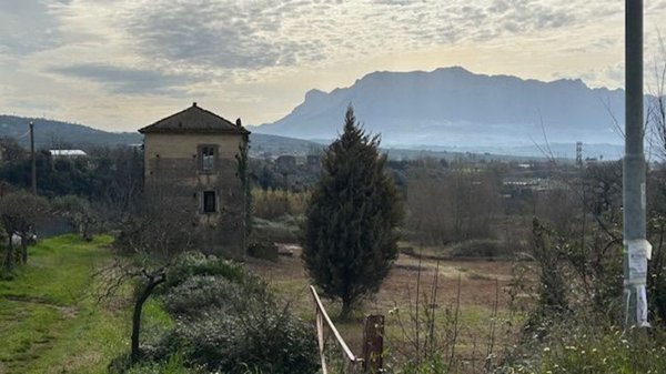 rudere in vendita a Campagna