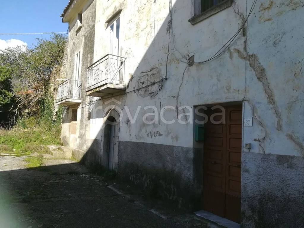 casa indipendente in vendita a Campagna