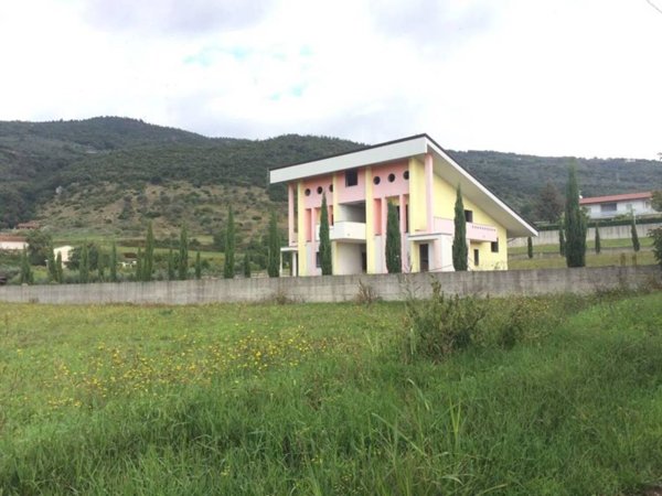 casa indipendente in vendita a Campagna