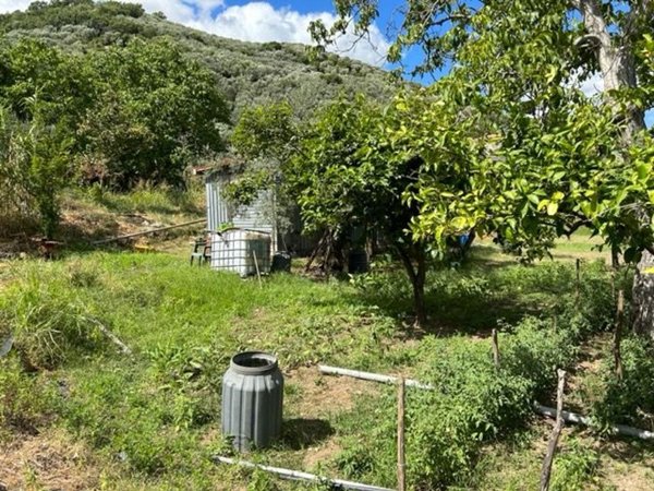 terreno edificabile in vendita a Campagna