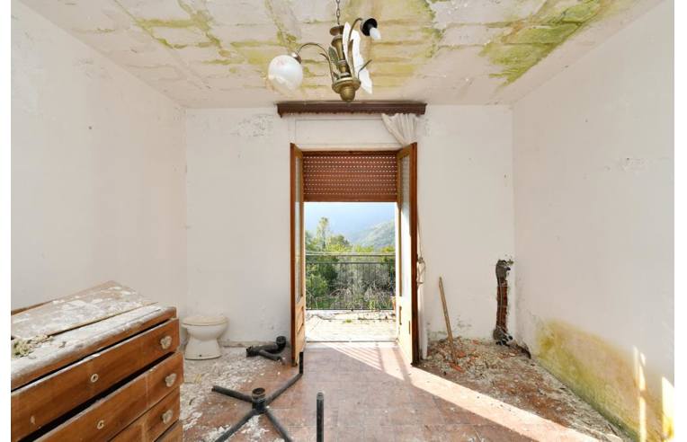 casa indipendente in vendita a Campagna