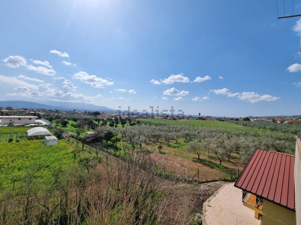 appartamento in vendita a Campagna