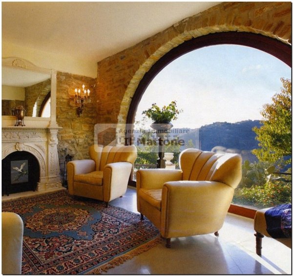 casa indipendente in vendita a Campagna