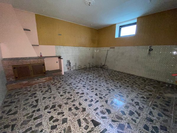 casa indipendente in vendita a Campagna