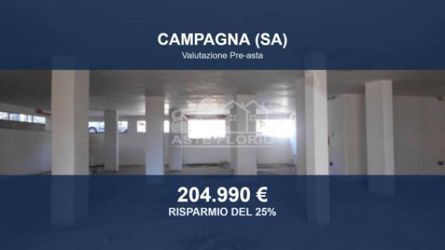 negozio in vendita a Campagna