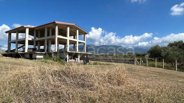 casa indipendente in vendita a Campagna