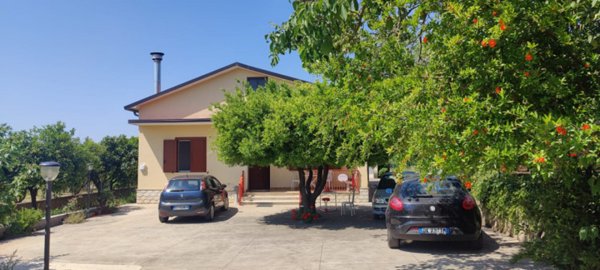 casa indipendente in vendita a Campagna