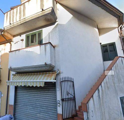 casa indipendente in vendita a Campagna