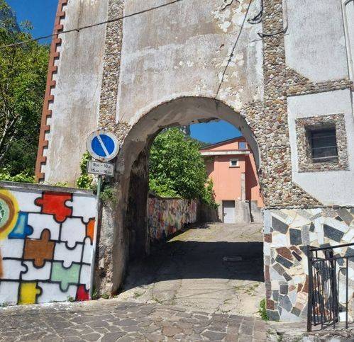 casa indipendente in vendita a Campagna