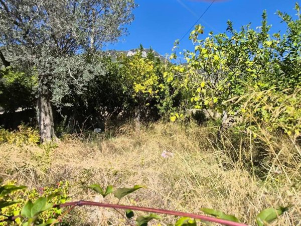 casa indipendente in vendita a Campagna