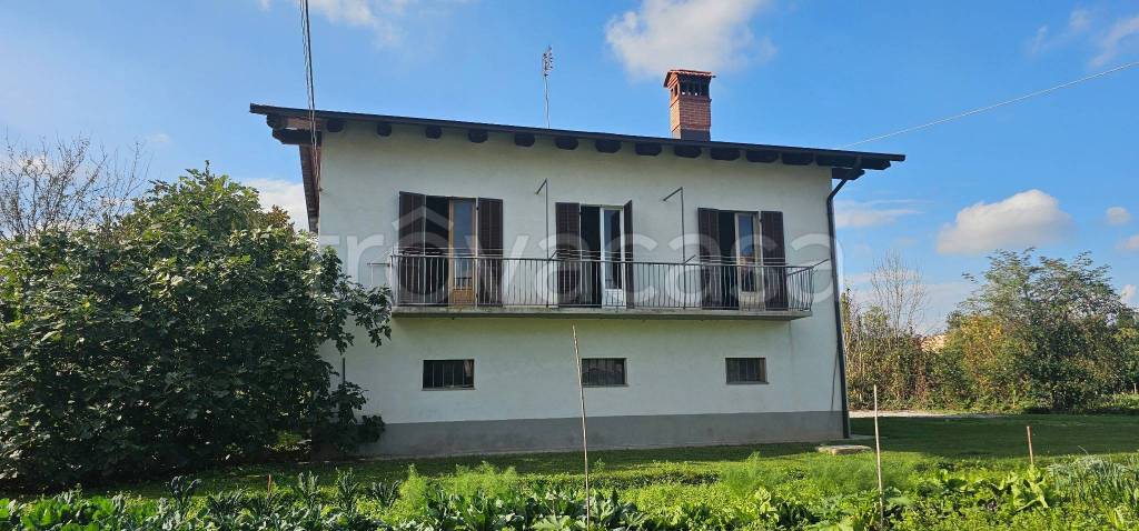 casa indipendente in vendita a Cervasca