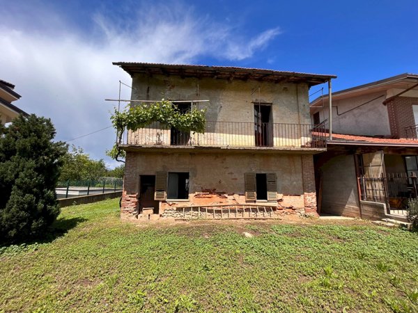 casa indipendente in vendita a Cervasca