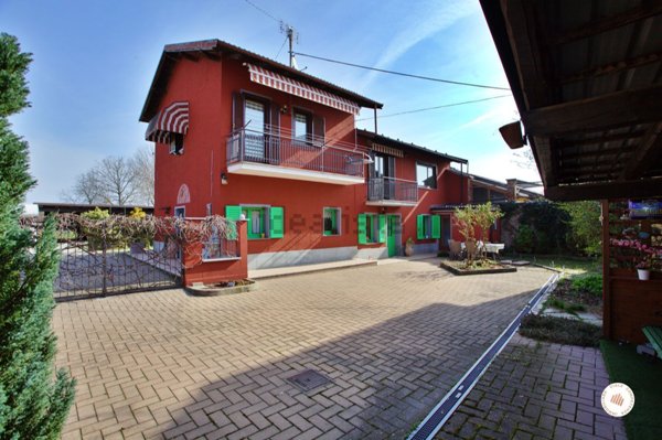 casa indipendente in vendita a Cervasca in zona Santa Croce