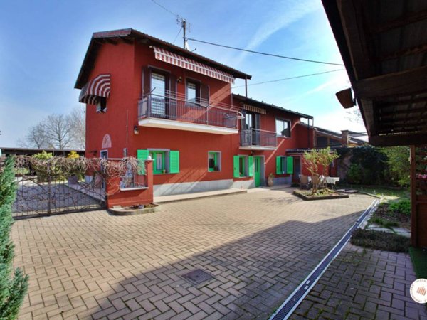 casa indipendente in vendita a Cervasca in zona San Defendente