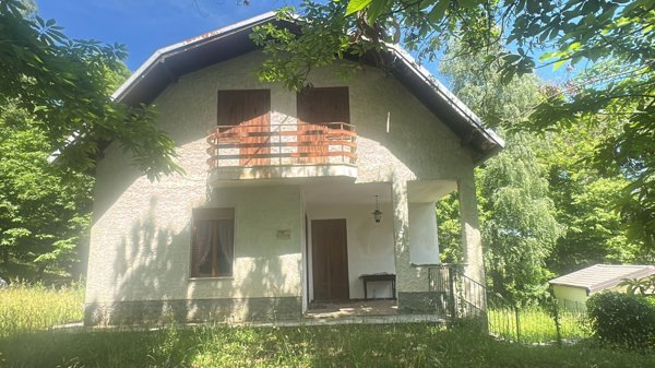 casa indipendente in vendita a Cervasca